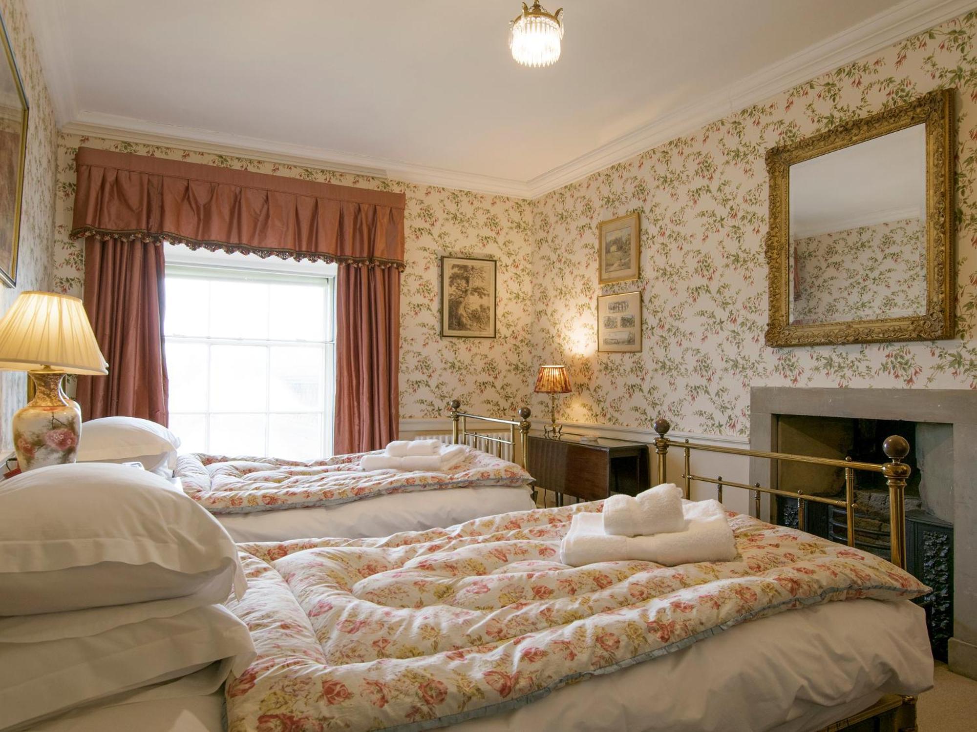 Broughton Hall By Birch Stays ภายนอก รูปภาพ